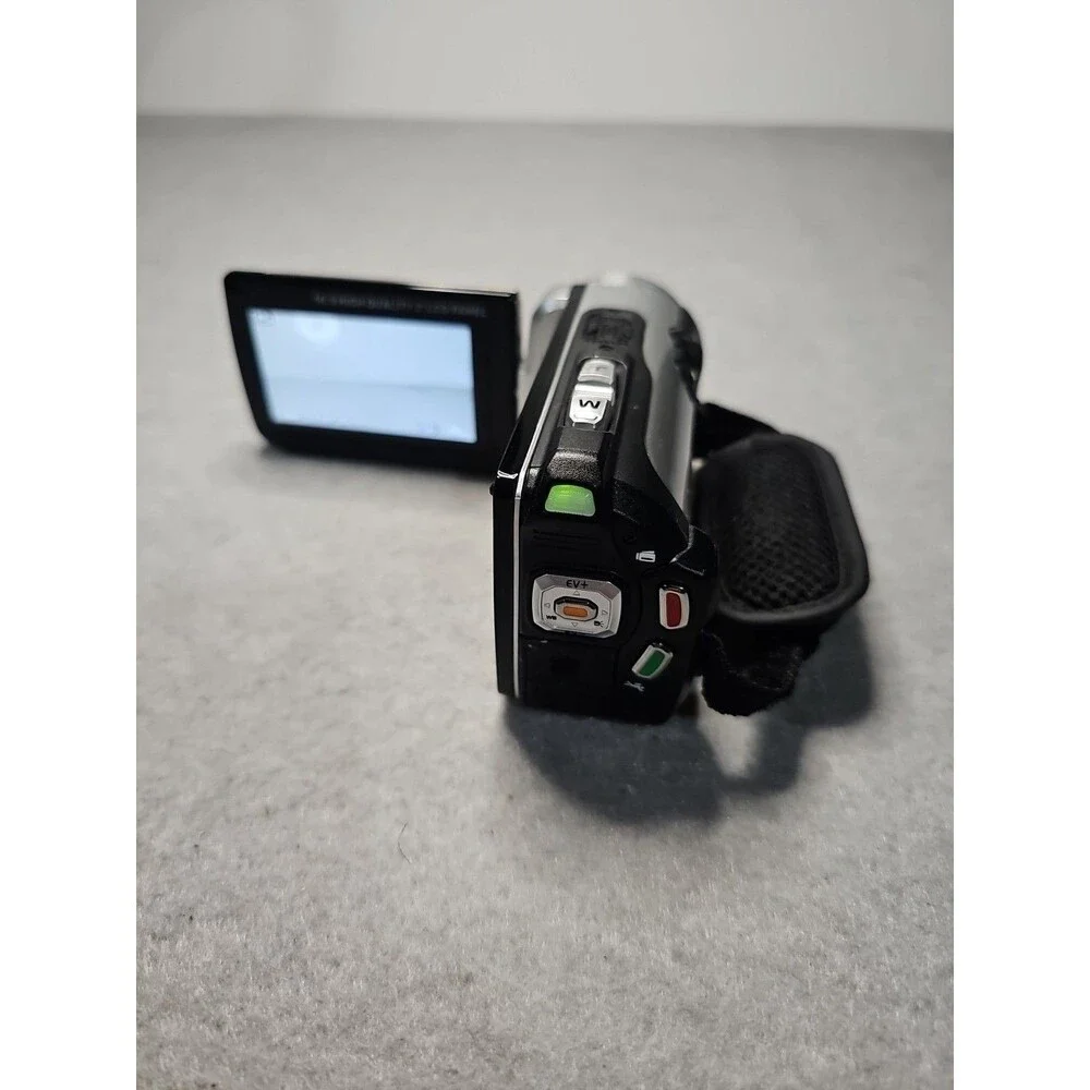 DXG-5B1V HD Sportster High Definition Waterproof Camcorder Camera & Battery Only